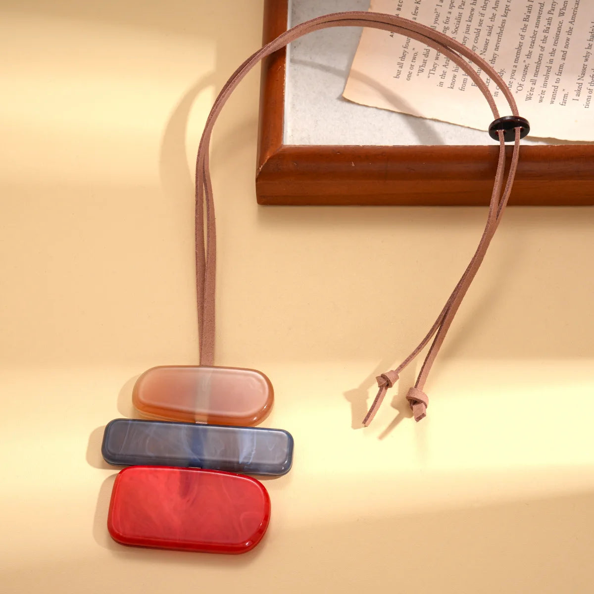 Florence Acrylic Pendant Necklace