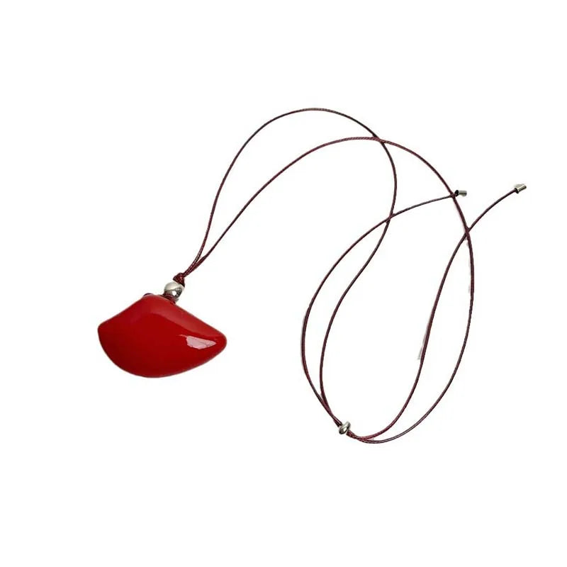 Margaret Retro Shell Necklace