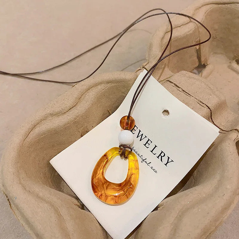 Edith Hollow Resin Necklace