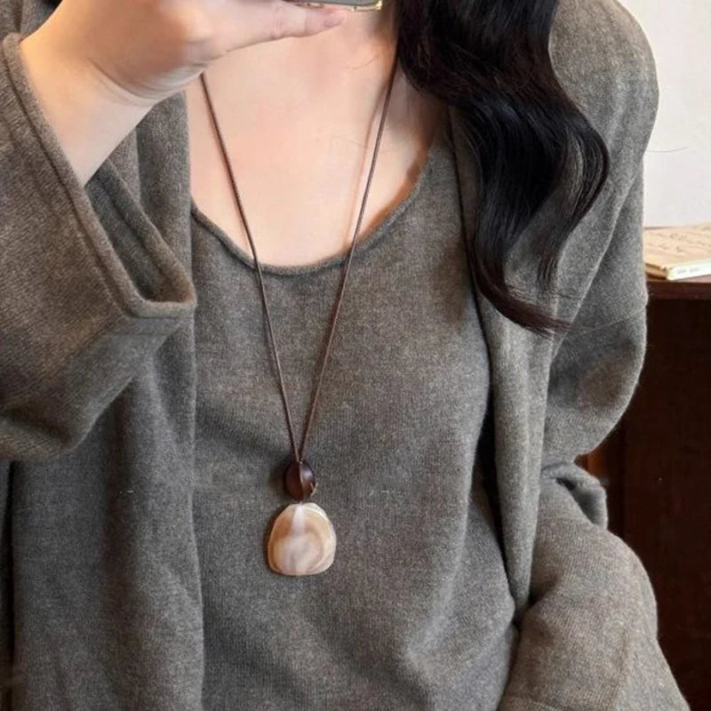 Eileen Retro Chain Necklace
