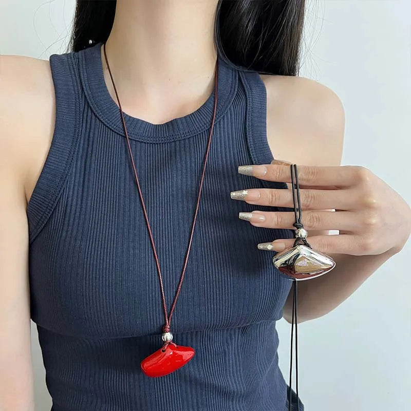 Margaret Retro Shell Necklace