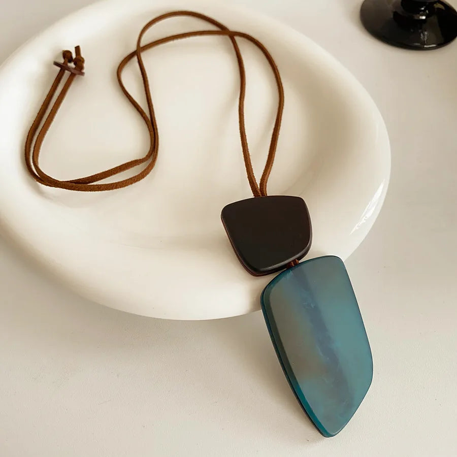 Florence Acrylic Pendant Necklace